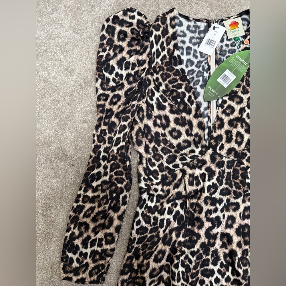 FARM Rio - Animal - Leopard Print MIDI Dress with V-neck - size Medium - NWT - Picture 7 of 16